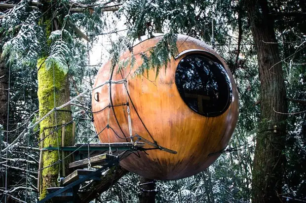Уникальный отель Free Spirit Spheres на острове Ванкувер (Канада).
