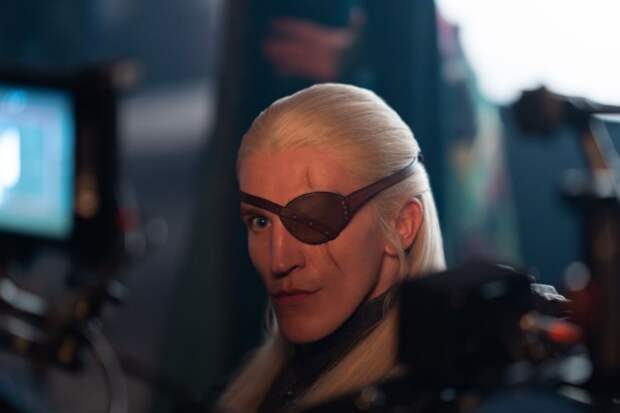 Появилось свежее фото со съёмок третьего сезона «Дома дракона»