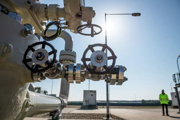 Дмитриев показал, как русофобы из ЕС будут умолять Россию о нефти и газе