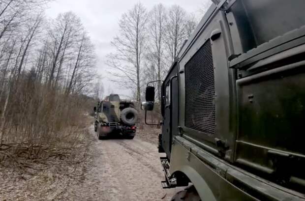 Почему второй удар "Орешника" был нанесен именно сейчас и что за вспышки озаряли небо? Комментирует военный эксперт Владислав Шурыгин