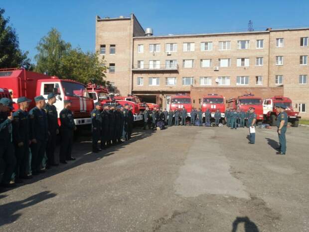 Аэромобильная группировка МЧС отправилась тушить природные пожары в Спасский и Рязанский районы