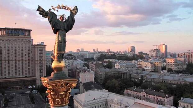 В Киеве жалуются, что РФ поднимает тариф на грузоперевозки с Украины, сохраняя текущий тариф для ДНР и ЛНР