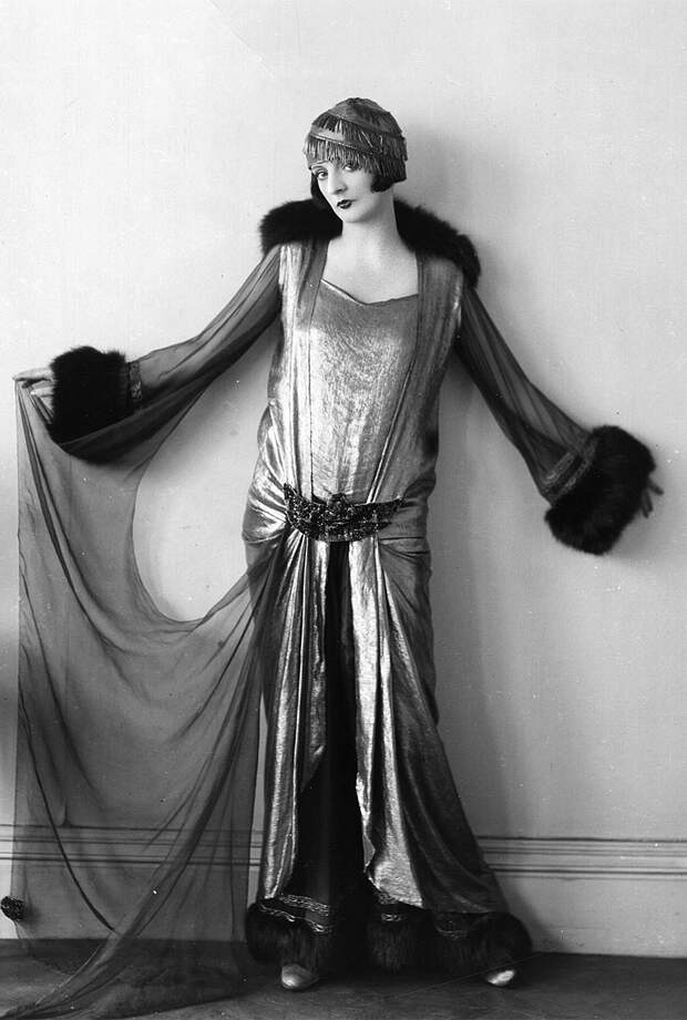 Актриса Элси Рэндольф, 1924