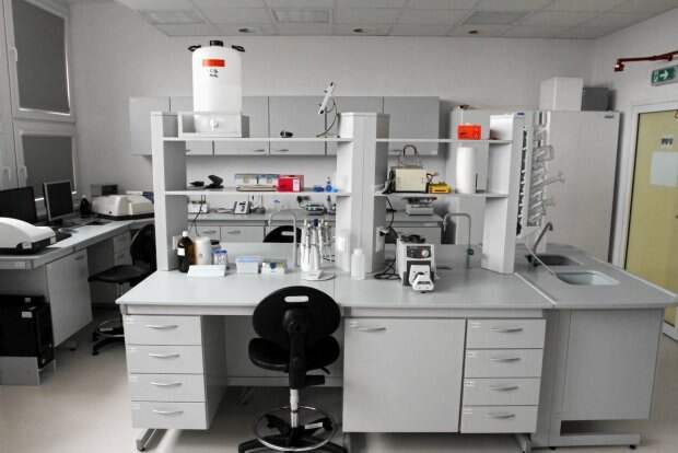 z12210476q-laboratorium