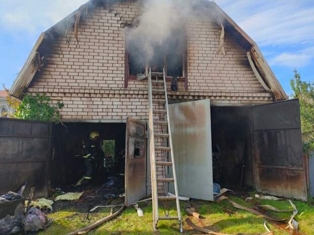 Шесть пожаров за выходные в области - есть погибшие.