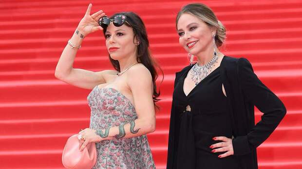 Дочь Орнеллы Мути планирует купить дом в Москве