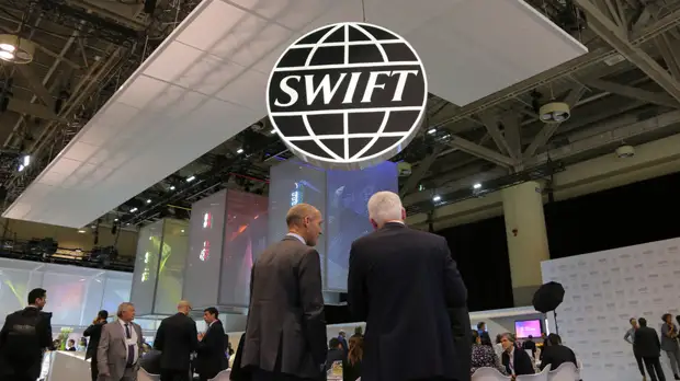 В Совфеде заявили о малой вероятности отключения России от SWIFT