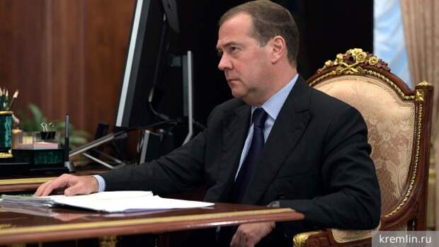 Медведев: Если Россию не слышат, мы действуем соразмерно