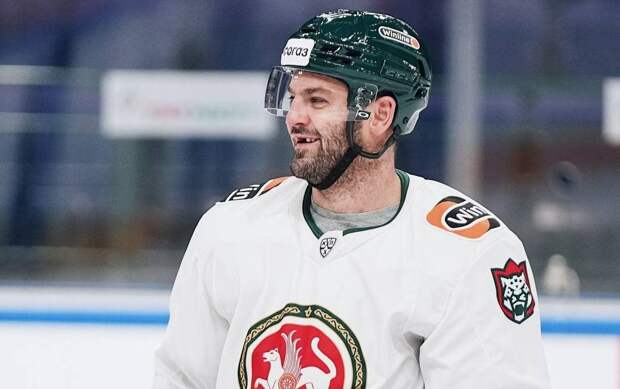 Радулов вернулся — а толку? Как «Ак Барс» проиграл ЦСКА и не вылез из ямы