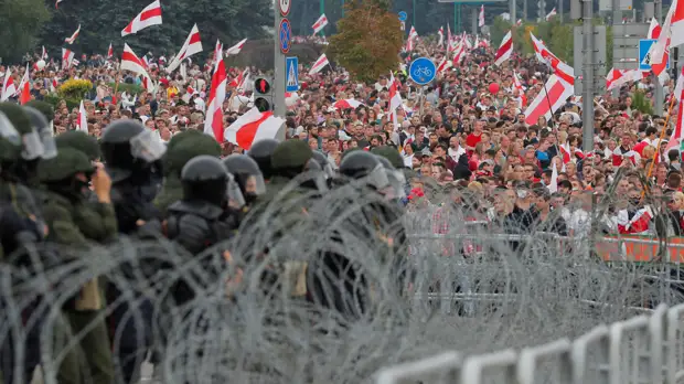 «Большие проблемы с легитимностью»: почему Тихановская заговорила о «мирной революции» в Белоруссии