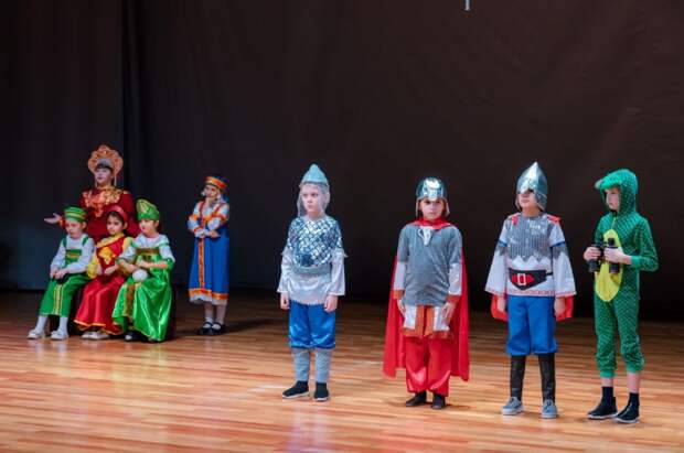 Театральные коллективы Майкопского района приняли участие в фестивале социальных театральных постановок «Сила в Единстве»