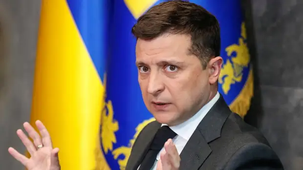 Сторонники Порошенко устроили акцию протеста около госдачи Зеленского