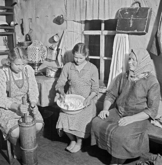 Изба 100 лет назад: интерьер и быт