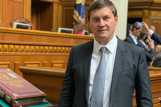 Депутат из партии Зеленского построил отель в Крыму