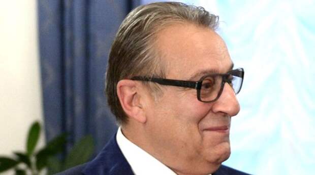 Хазанов считает, что Жванецкий пытался быть "единственным" на сцене