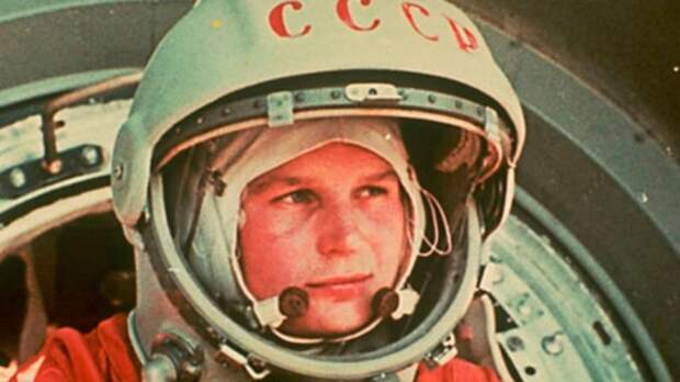 Терешкова в скафандре, 1963 год
