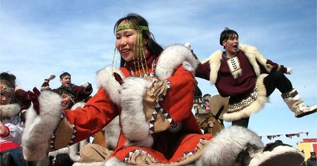 Свингеры Крайнего Севера: почему чукчи меняются женами