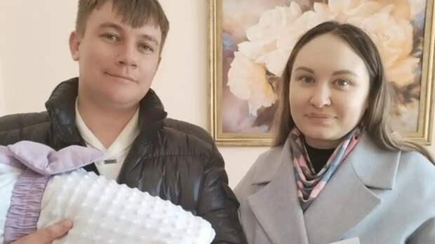 В Барнауле родился "юбилейный", 500-й ребенок с начала 2026 года