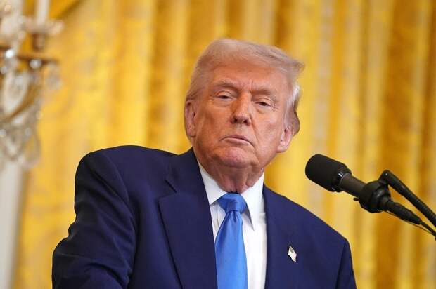 Трамп: Военные США останутся вокруг Ирана до достижения соглашения