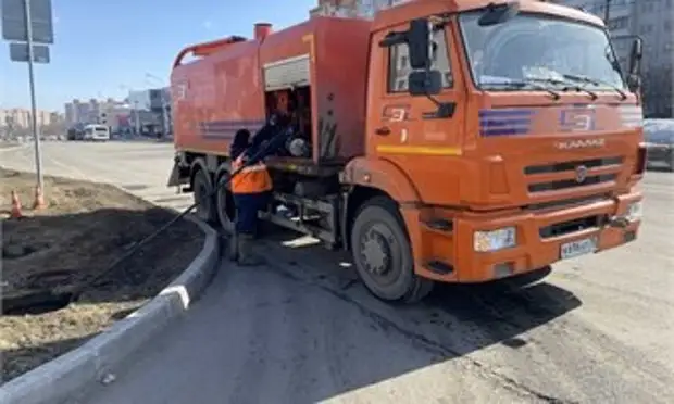 В Череповце ливневую канализацию почистят новой машиной