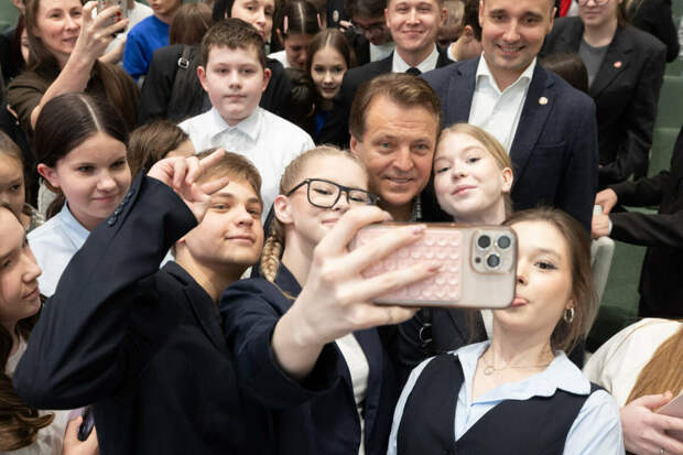 Илсур Метшин беренче «хезмәт хакы» турында: «Сөт заводында өч атнада 6 сум акча эшләдем»