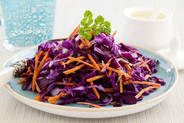 как приготовить салат из синей капусты