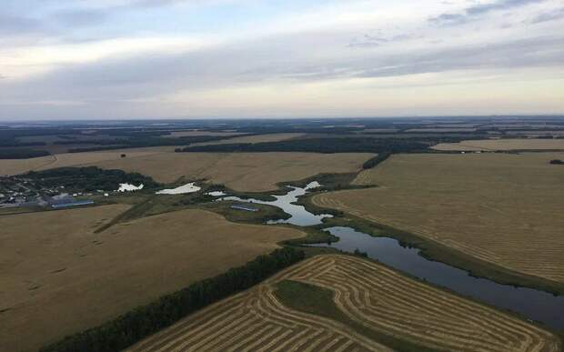 Поиск пожаров и доставка лекарств в паводок: что делают БПЛА в Рязанской области