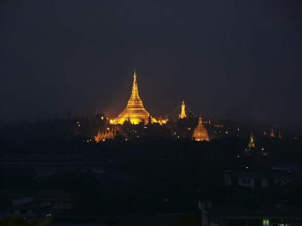 Пагода Шведагон (Shwedagon Pagoda). Мьямна