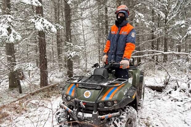 Спасатели возобновили поиски пропавшей в Красноярском крае семьи Усольцевых