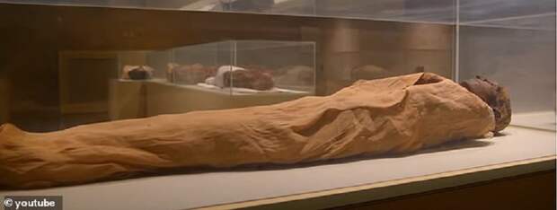 41226038-9426455-Ramses_II_pictured_and_Queen_Hatshepsut_the_most_powerful_female-a-22_1617295742486.jpg 41226038-9426455-Ramses_II_pictured_and_Queen_Hatshepsut_the_most_powerful_female-a-22_1617295742486.jpg