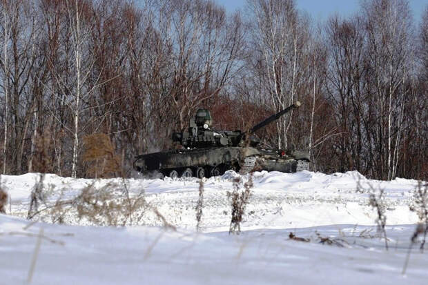 В окружных учебных центрах ВВО стартовали сборы с командирами отделений