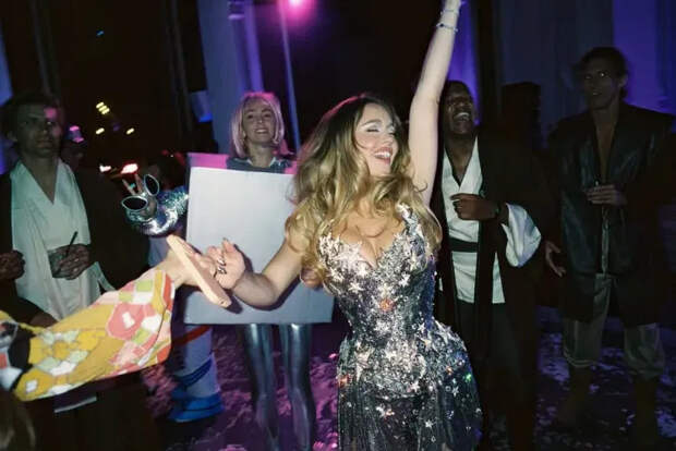 День рождения Сидни Суини