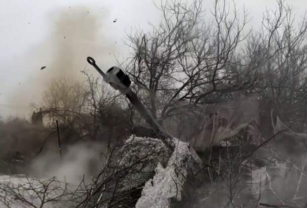 Артиллеристы Тульской области разгромили укреппункт ВСУ на Сумщине