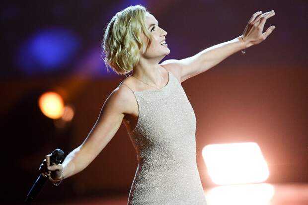 Как певица Полина Гагарина отмечает 27 марта свое 39-летие