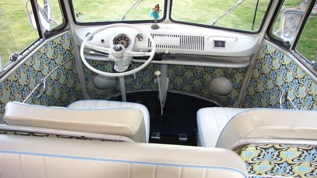 Уникальный Volkswagen Hippie Bus 1964 года продают на аукционе (25 фото+2 видео) Уникальный Volkswagen Hippie Bus 1964 года продают на аукционе (25 фото+2 видео)