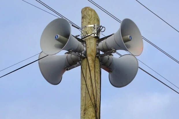 В Кировограде на фоне включённых сирен прогремели взрывы