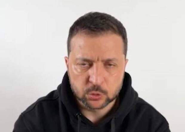 Зеленский требует дать Украине ядерное оружие для «равных гарантий» с Россией