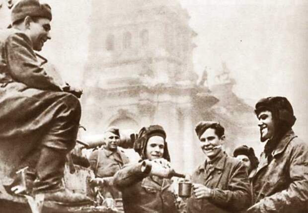 Как выдача алкоголя влияла на боеспособность солдат?