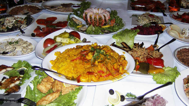 Как пить 31 декабря, чтобы не было мучительно больно 1 января: советы звездного диетолога