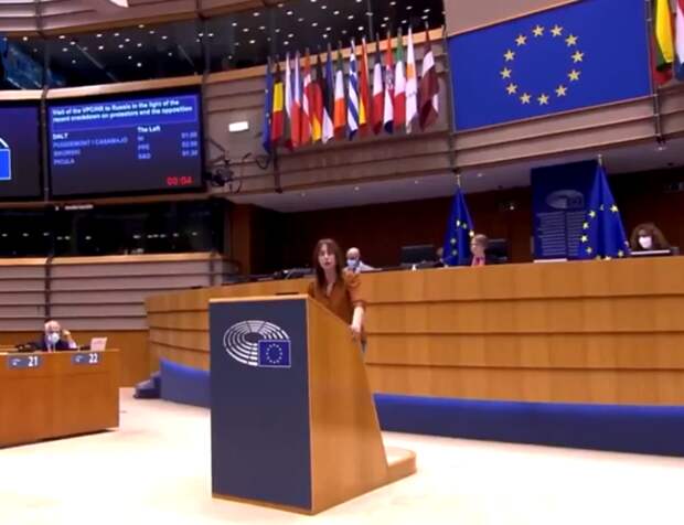 Евродепутат Клэр Дейли прошлась по лицемерию депутатов Евросоюза