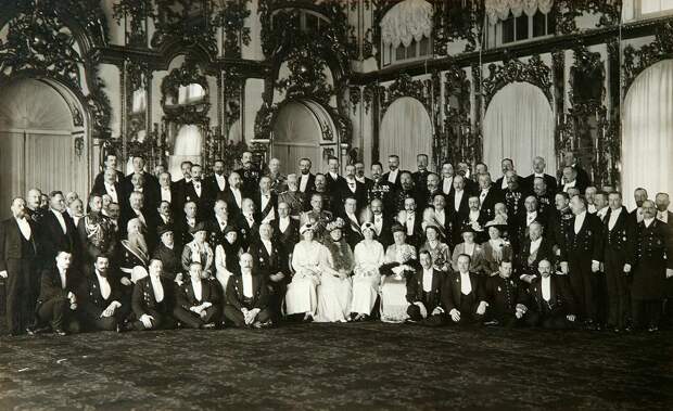 Заседание комитета великой княгини Татьяны Николаевны