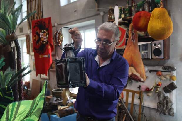 Талант в четвертом поколении: главный художник театра ВВО о своем творческом пути