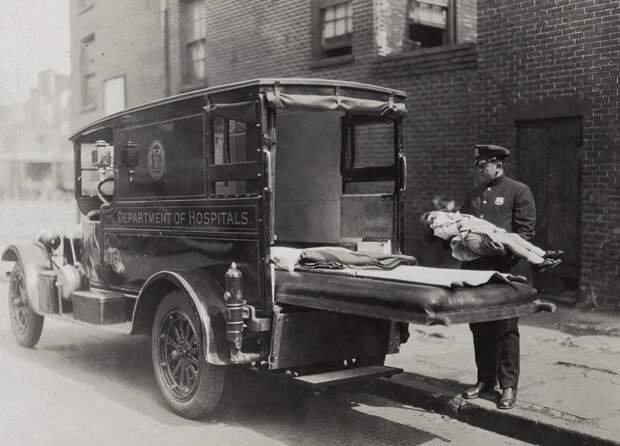 Фото 1920-х гг. Нью-Йорк скорая, скорая помощь. ретро фото