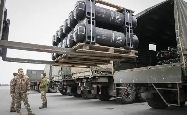 Военный эксперт Артамонов рассказал об афере американского ВПК с вооружением для Украины