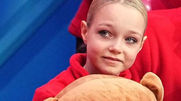 Костылева вернулась в академию Плющенко после отчисления из школы «Триумф»