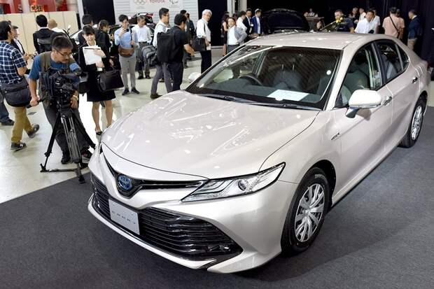 Новая Toyota Camry: когда ждать у нас? 