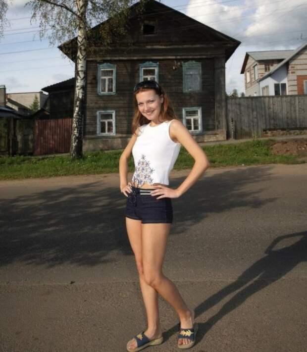 Прелестные девушки из соцсетей (44 фото)