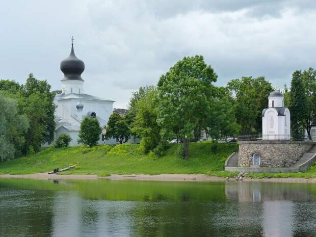 Псков. Прогулка по реке Великой на теплоходе Псков. Прогулка по реке Великой на теплоходе
