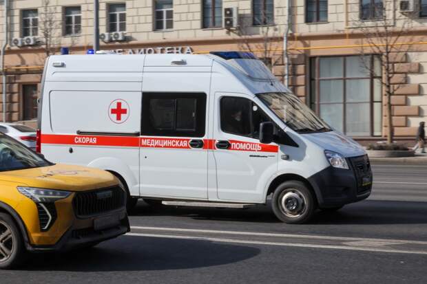 Россиянам назвали три неочевидных симптома для звонка в скорую