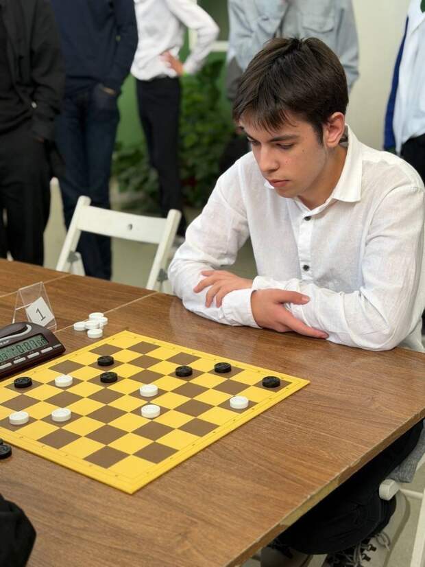 Туляк Арсений Цынов выиграл две золотые медали на первенстве России по шашкам в Орле